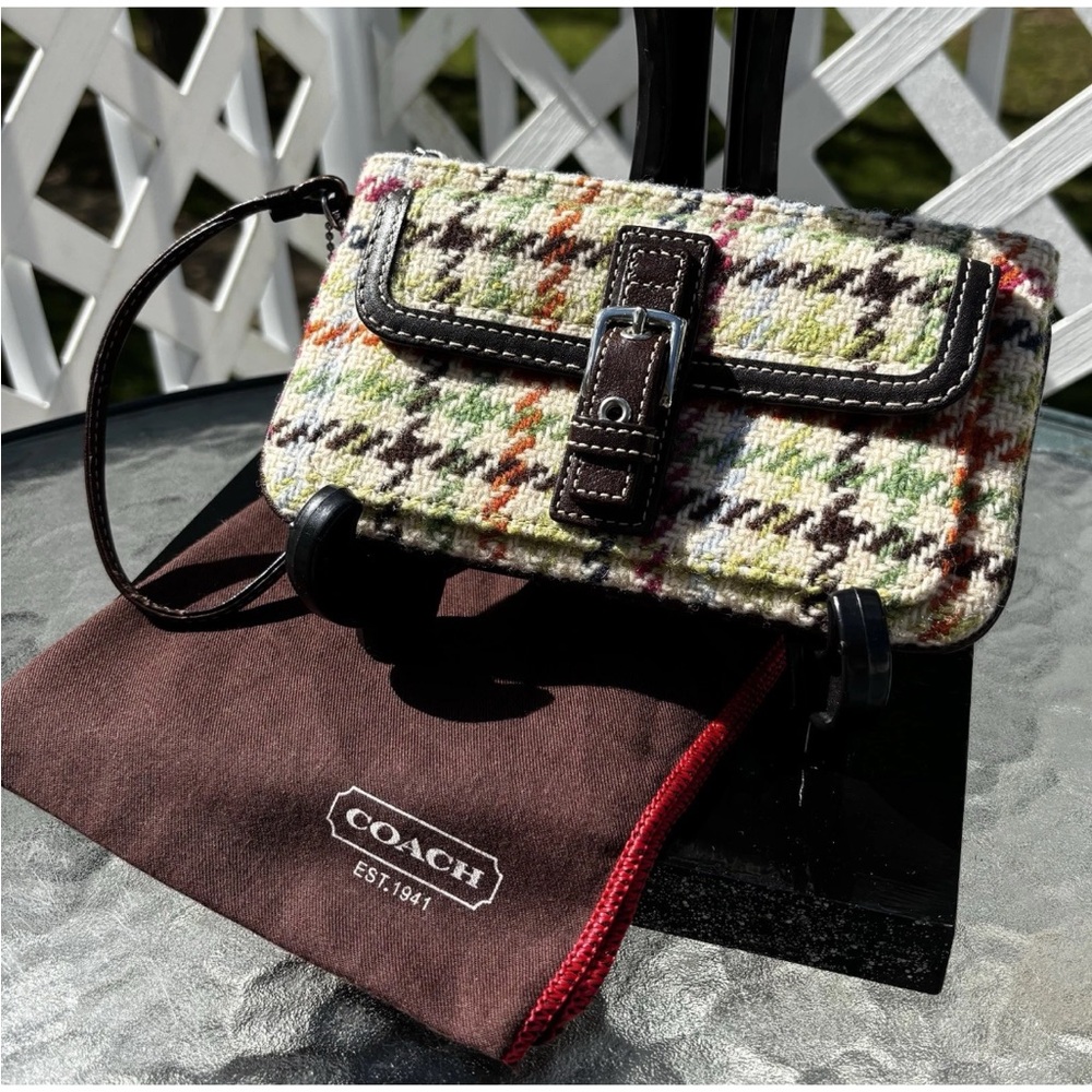 Coach Hampton Tattersall Wool Brown Leather Trim Contrast Stitch Wristlet Clutch